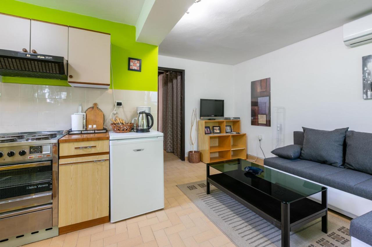 Apartments Zec Selce Luaran gambar
